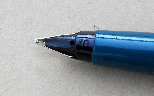 Parker 45 De Luxe - teal blue - pre 1970 - feed.JPG