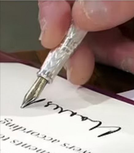 Screenshot_20230507_194151.jpg (152.7 KiB) Visto 1847 volte a me dice "Montblanc"