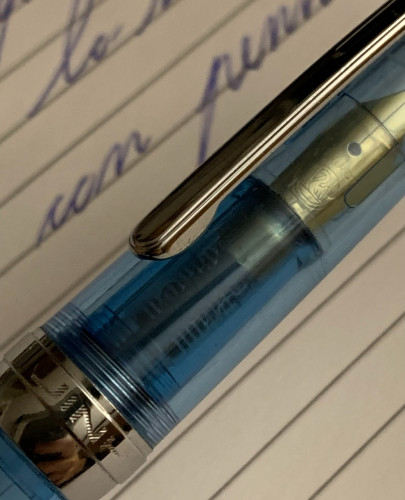 Jinhao 992 con pennino Pelikan M150