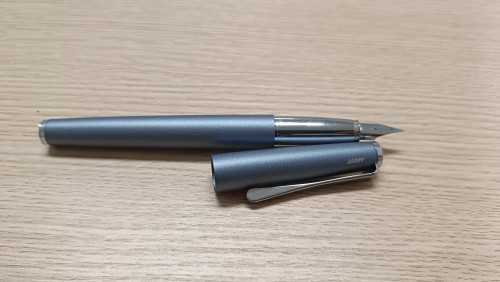 Lamy Studio, nib &lt;F&gt;