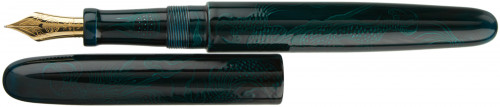 nakaya-long-cigar-blue-dragon-tamesukashi-uncapped.jpg