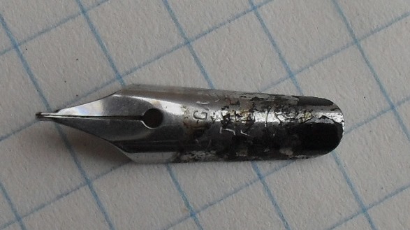 Platignum Petite-nib-before-cleaning.jpg