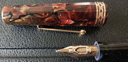 Doric Closeup.jpg (7.27 MiB) Visto 4273 volte Un particolare ancora col cellulare.. finito il restauro farò di meglio