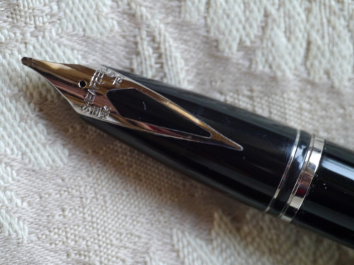 P1170213-e Sheaffer Legacy Heritage nib.jpg