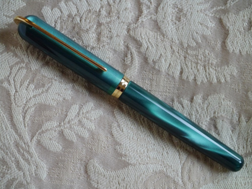 P1170110-3 Visconti pericle green.jpg