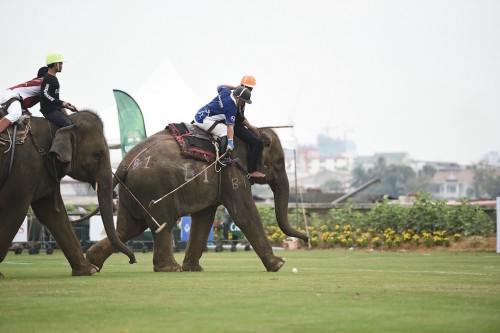 IMG_2964.jpeg (139.48 KiB) Visto 1075 volte Piazzale Repubblica dopo la riqualificazione "Salva Milano"