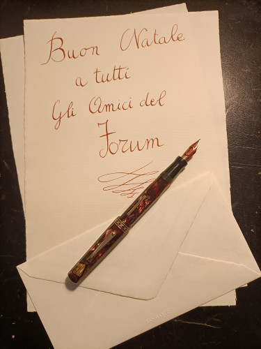 IMG20241224200740.jpg (9.29 MiB) Visto 2325 volte La famosa Doric Eversharp pescata al mercatino con inchiostro "India Red" di Graf von Faber Castell su carta Regina delle cartiere San Marco