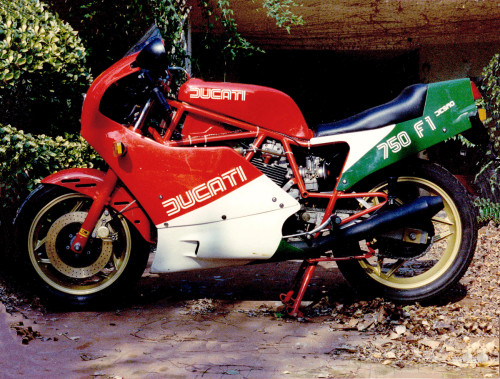 DUCATI 1200 x 900.jpg