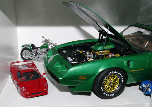 Trans am 1:8-ferrari 1:24-chopper 1:12