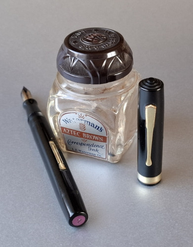 12. WCI. Bottle & No.7 Pen bis.jpg