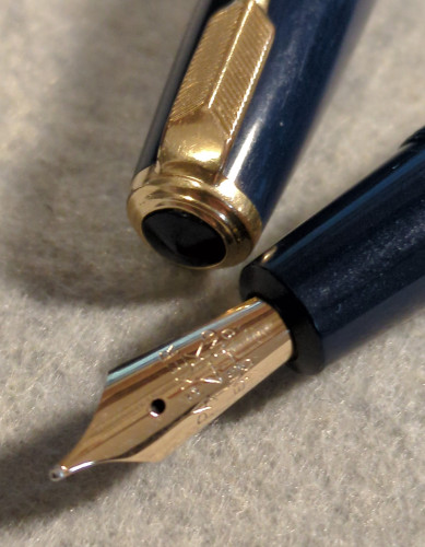 Parker New Duofold UK - dettagli testina e pennino