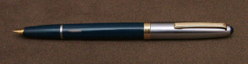 1599px-Lamy-27-GreenMetCap-Posted.jpg