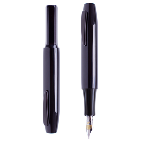 dezeen_Pentagon-Pen-by-Industrial-Facility_01a.jpg