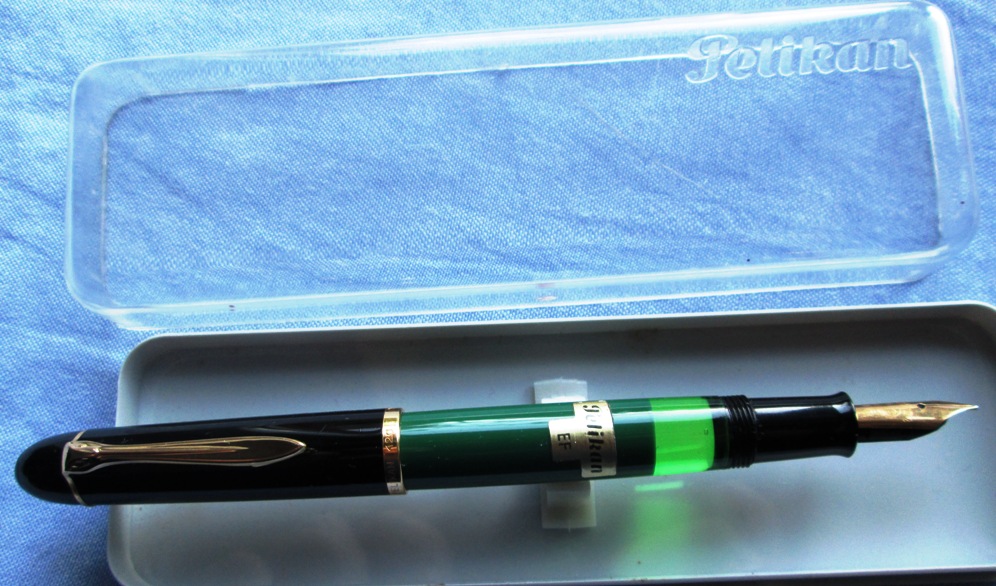 pelikan_120 001.jpg