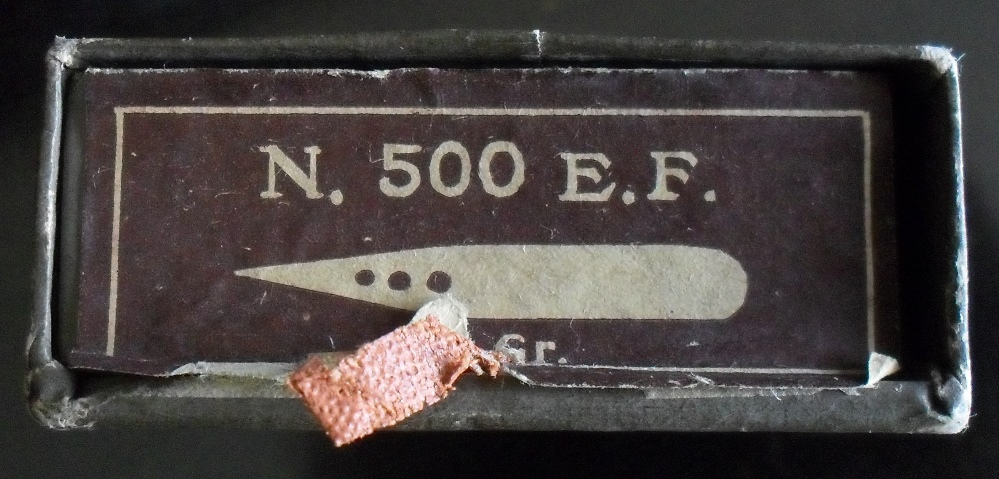 Presbitero 500 EF - box - side.jpg