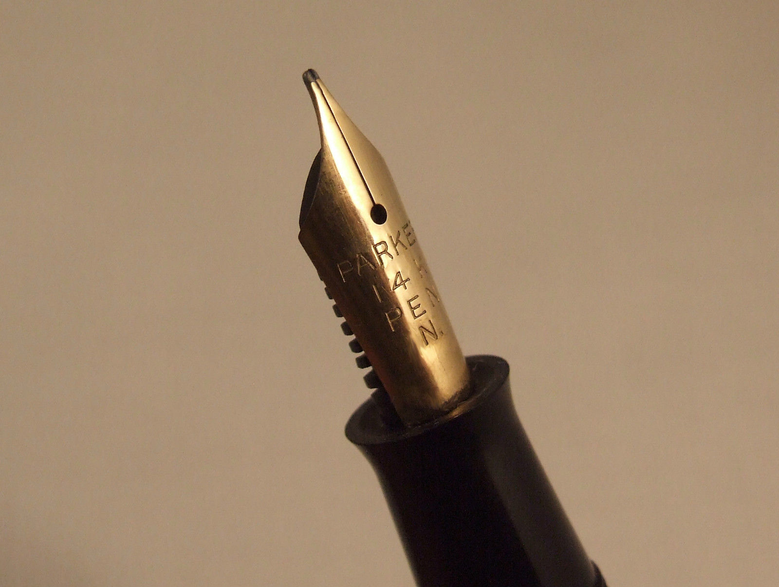 Parker Victory nib 2.JPG