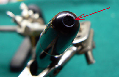 fig.10 - posizione tappino - vite