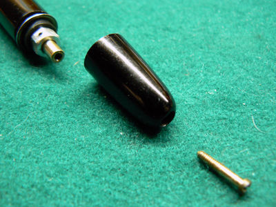 fig.13 - vite e manopola