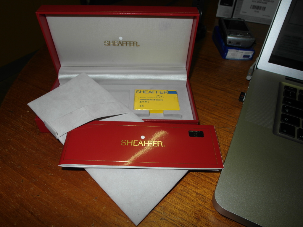 Scatola aperta..nota le cartucce :-)