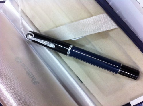 Pelikan M215 blu