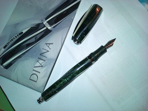 Divina metropolitan green.jpg