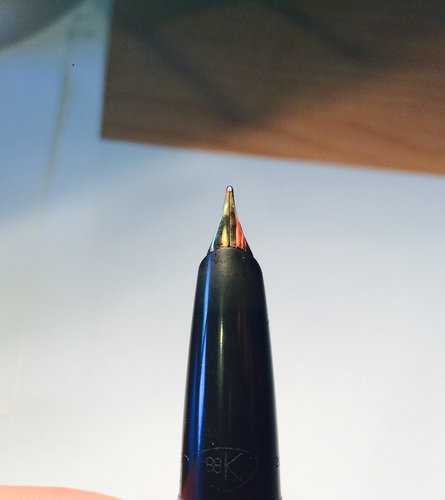 Pennino.jpg (1.24 MiB) Visto 4826 volte Dettaglio del pennino in oro