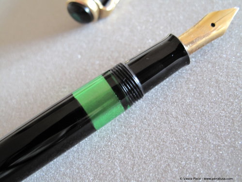 Pelikan-400-black-9.jpg