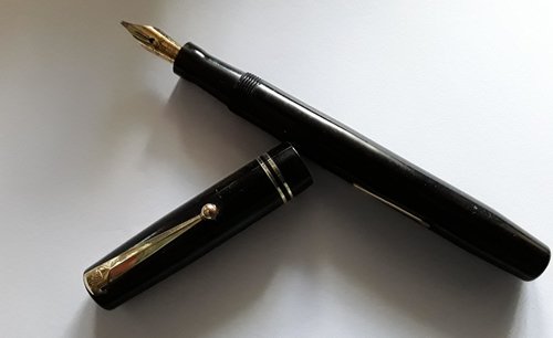 FABRE2000SWANFOUNTAINPEN_crop.jpg