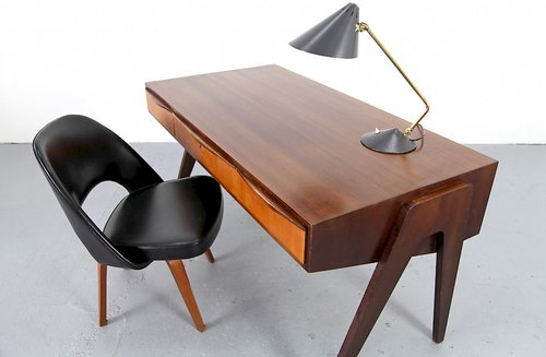 mid_century_modern_walnut_desk_by_behr_moebelwerke_germany_1950_web_2.976x638.jpg (92.7 KiB) Visto 3350 volte Mobili in noce di metà '900