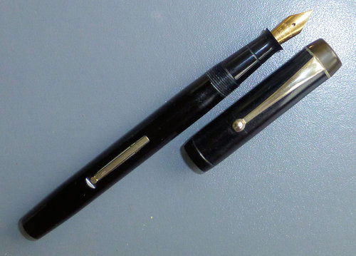 Pitmans-College-Fountain-Pen-1930s-VGC-FWO.jpg