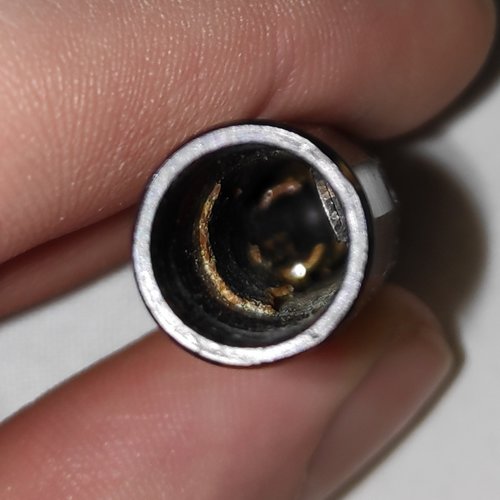 IMG_20181228_221053.jpg (175.12 KiB) Visto 3956 volte Il lattice pietrificato è a sinistra