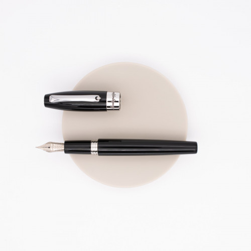 montegrappa-fortuna-black-penna-stilografica.jpg