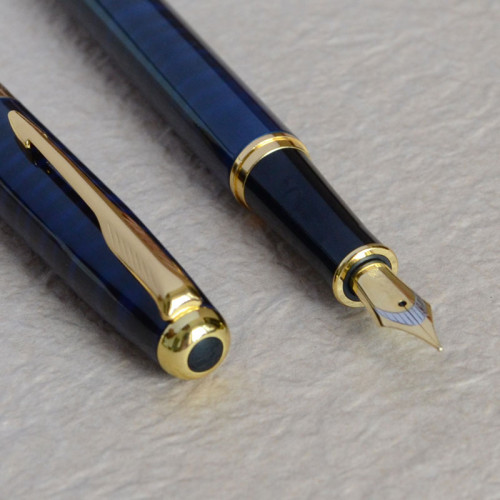 BAOER-388-BLUE-GRAIN-AND-GOLDEN-MEDIUM-NIB-FOUNTAIN-PEN-NEW 1.jpg