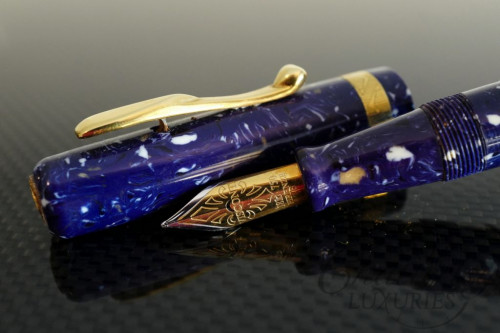 Visconti 1990 Voyager-Cap.jpg