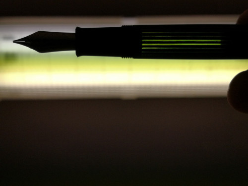 IMG_20210526_231817.jpg (2.02 MiB) Visto 1692 volte Trasparenza del fusto e spazio tra i rebbi.