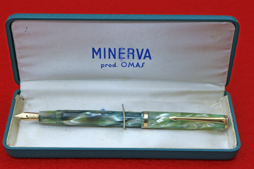 Minerva 60 celluloide.jpg