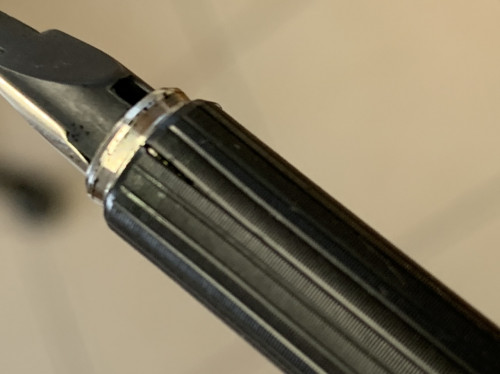 F70A84FE-142C-4B02-B2D1-E75CFE151356.jpeg (177.19 KiB) Visto 1402 volte Particolare della crepa