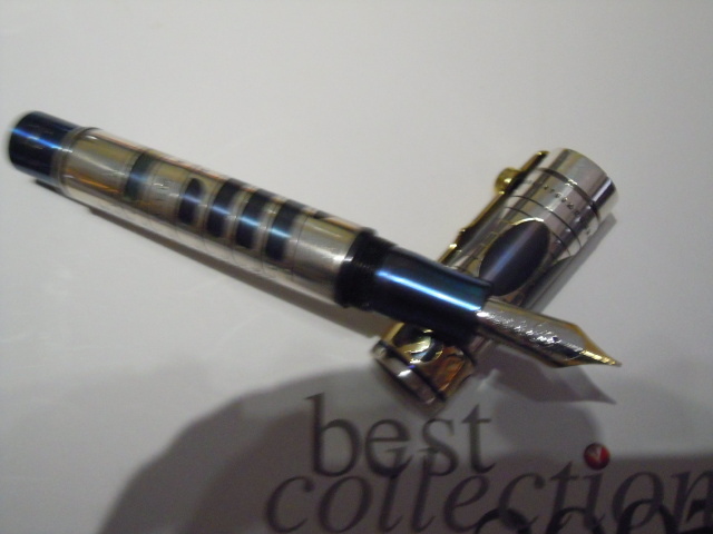 STYLO LUNAIRE con pennino oro