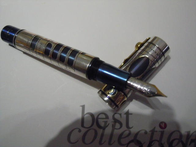 STYLO LUNAIRE con pennino oro