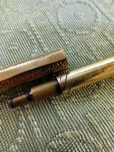 IMG_20211110_172846.jpg (516.69 KiB) Visto 1540 volte Secondo portamine: Sono presenti degli intagli regolari...