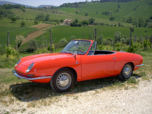 Fiat_850_spider_1965.JPG