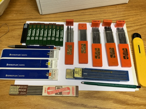 B950FCB7-DBEA-49DB-9377-3BD0C04439BA.jpeg (362.29 KiB) Visto 2396 volte Mine da matita