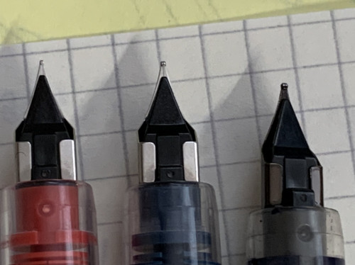 0A18EBC4-6C27-41E0-A50A-2163F28B5B7E.jpeg (213.93 KiB) Visto 647 volte Lato inferiore