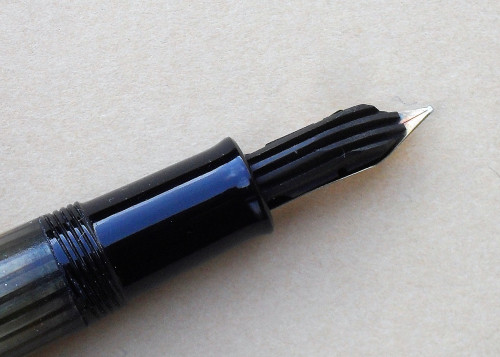 Pelikan 400NN - feed.JPG