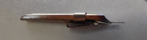 20220725_171546_2.jpg (147.49 KiB) Visto 10734 volte pennino con riserva di inchiostro