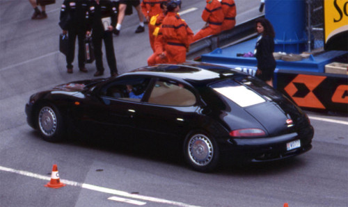 5B53F2AB-2A6B-418A-8750-3D42A0CF006B.jpeg (76.27 KiB) Visto 1491 volte Bugatti EB112 by Giugiaro