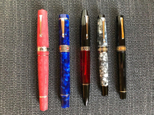 Delta Rep. Marinare size comp.jpg